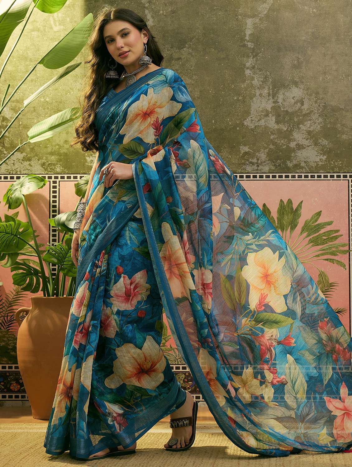women printed casual wear saree with blouse - 22610096 -  Standard Image - 2
