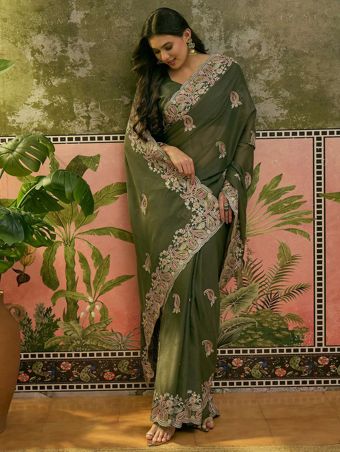 women solid with work embroidered saree with blouse - 22610131 -  Standard Image - 2