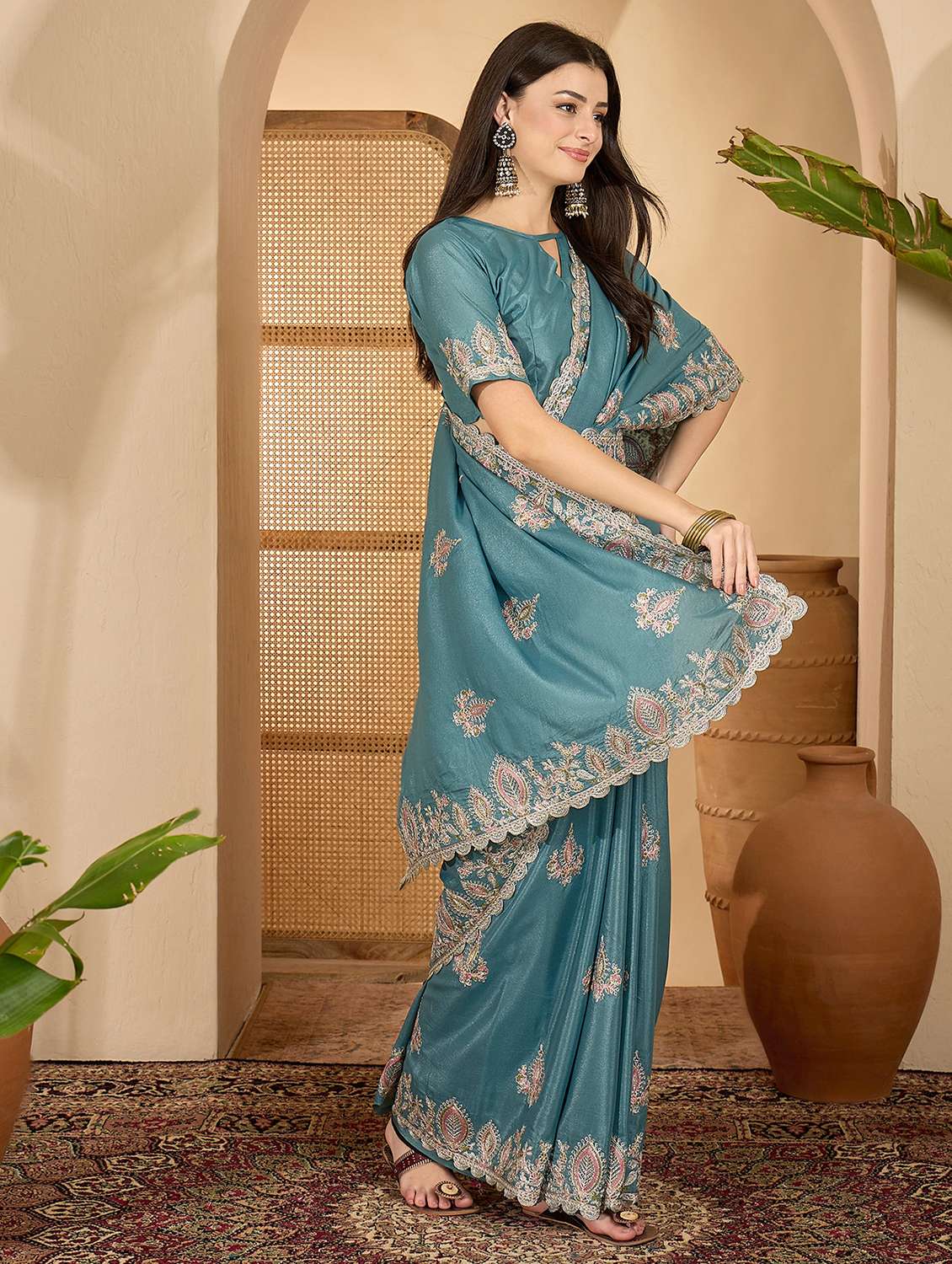 women solid with work embroidered saree with blouse - 22610136 -  Standard Image - 2