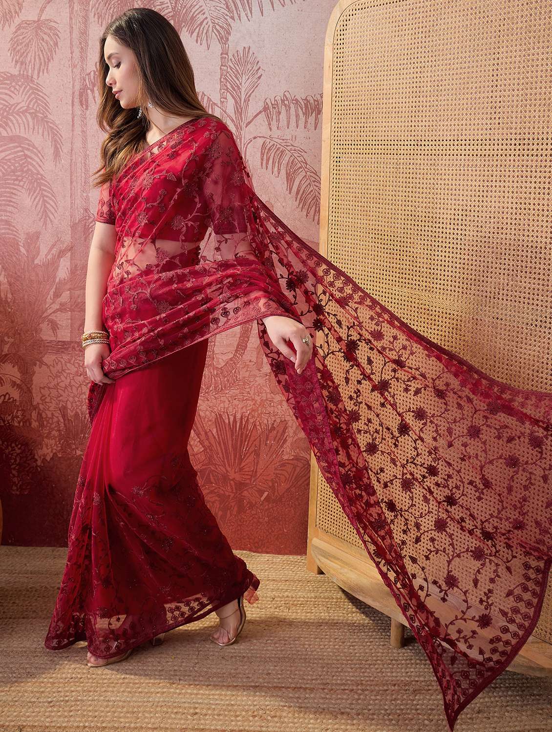women solid with work embroidered saree with blouse - 22610139 -  Standard Image - 2