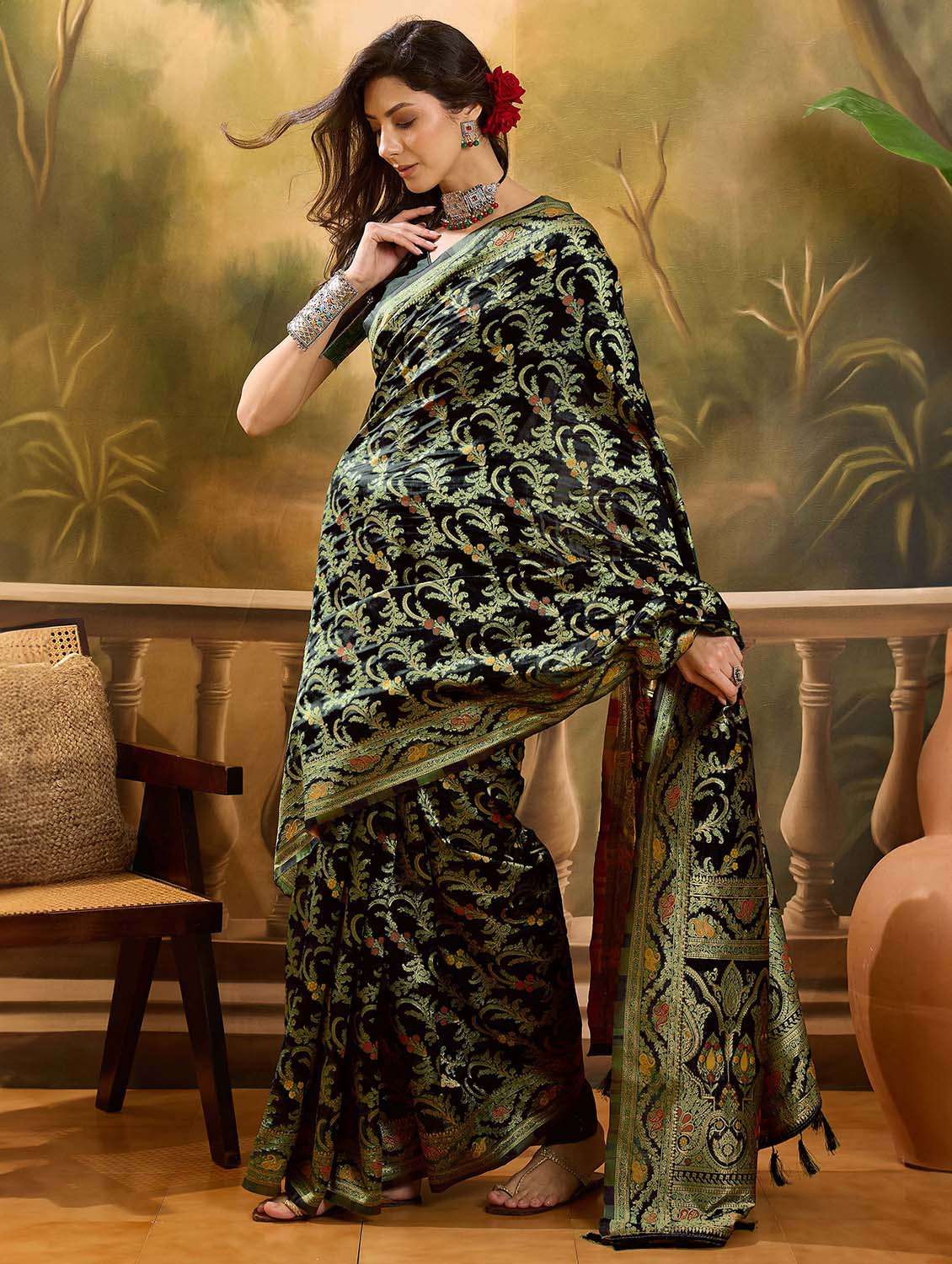 women self design banarasi saree with blouse - 22610164 -  Standard Image - 2