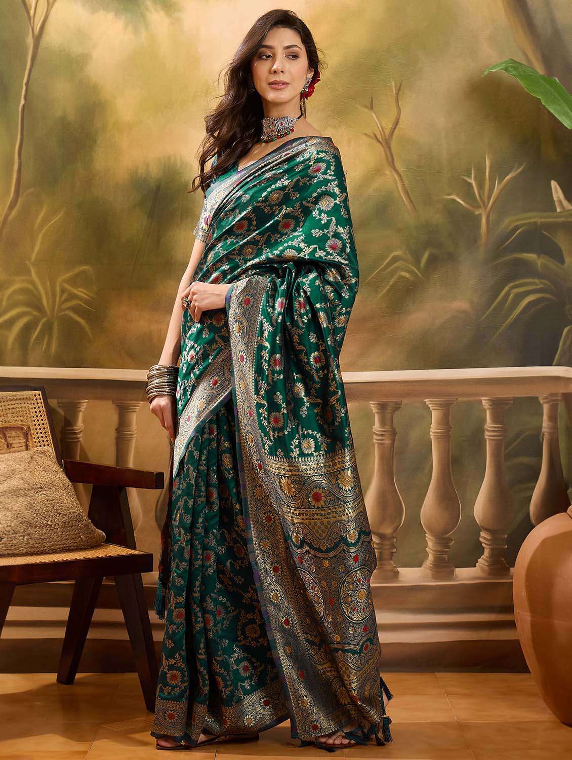 women self design banarasi saree with blouse - 22610180 -  Standard Image - 2