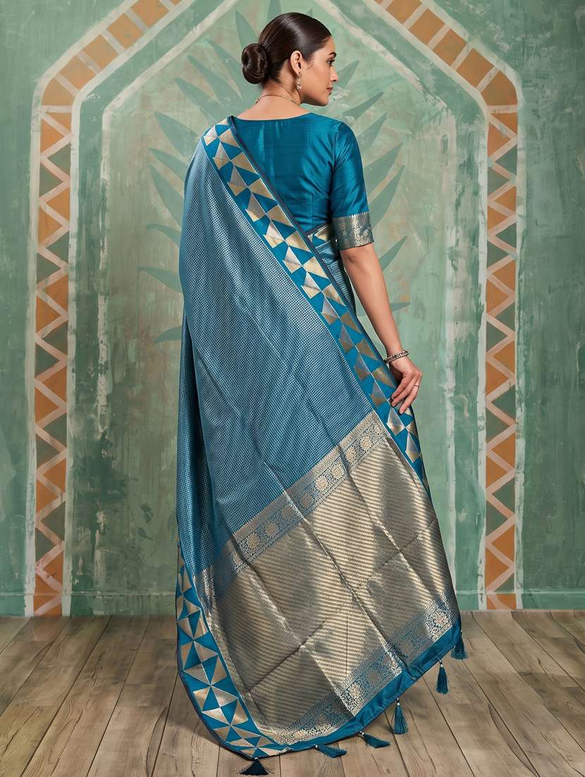 women self design banarasi saree with blouse - 22610263 -  Standard Image - 2