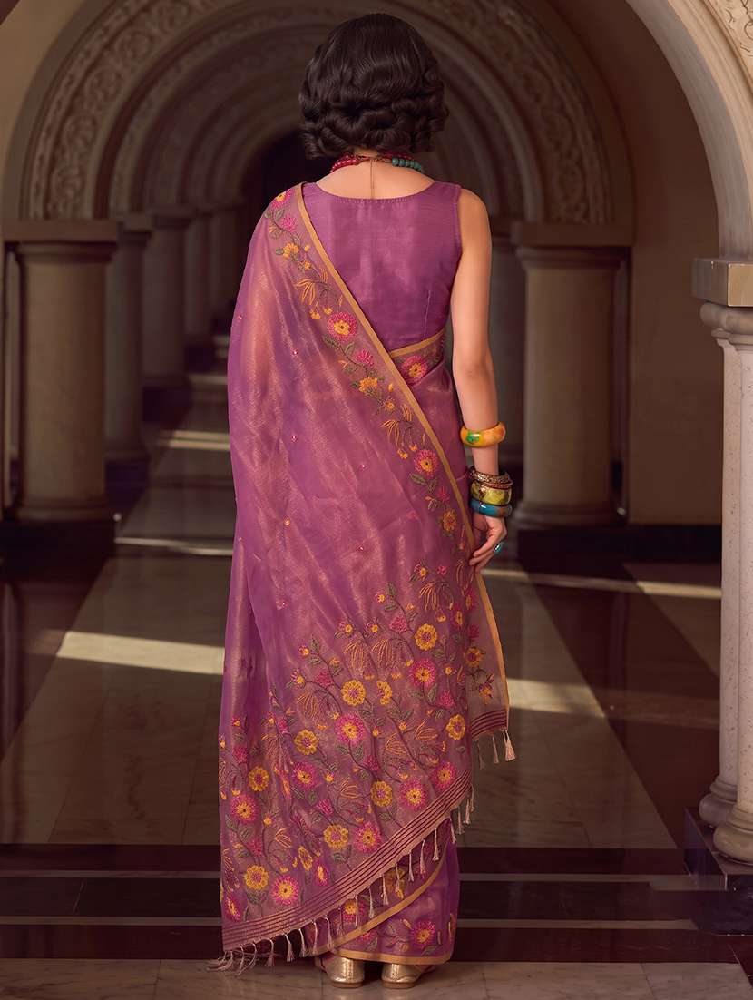 women self design handloom saree with blouse - 22610270 -  Standard Image - 2
