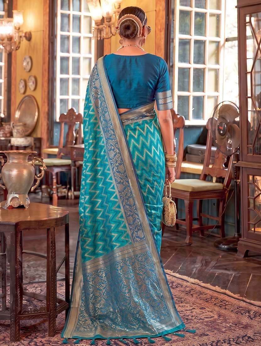 women self design banarasi saree with blouse - 22610279 -  Standard Image - 2