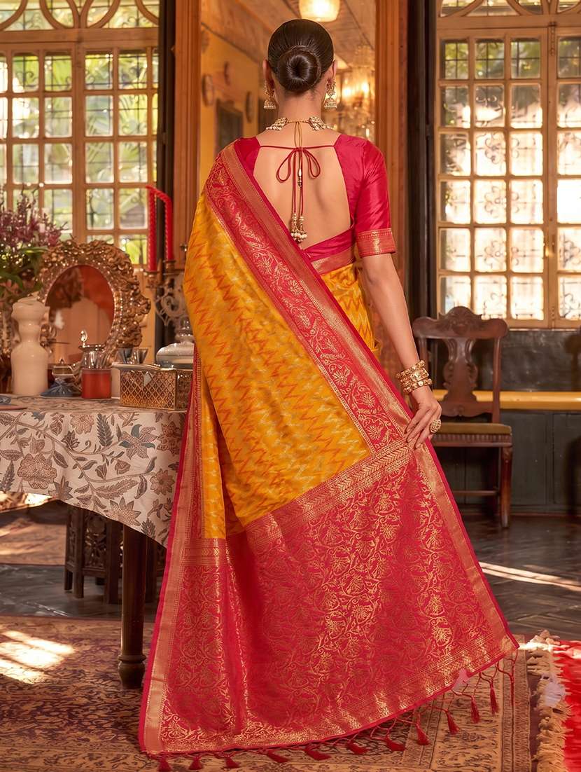 women self design banarasi saree with blouse - 22610284 -  Standard Image - 2
