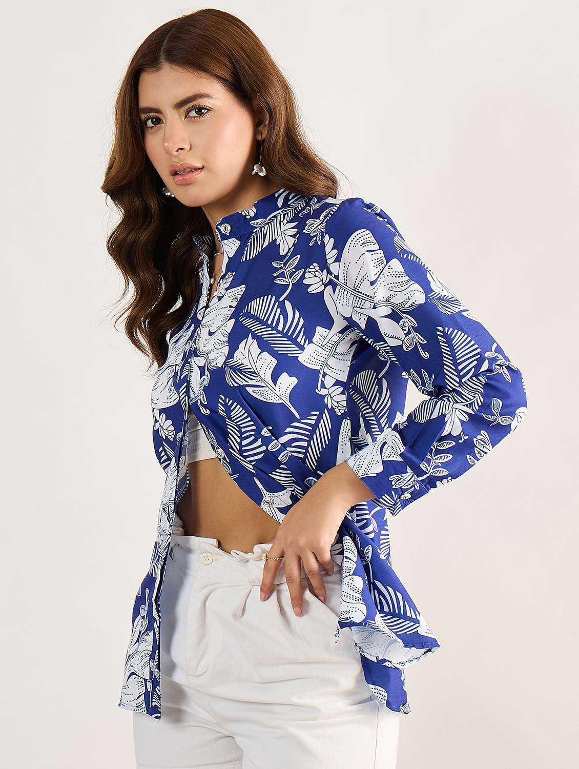 women printed long sleeves regular shirt - 22610793 -  Standard Image - 2