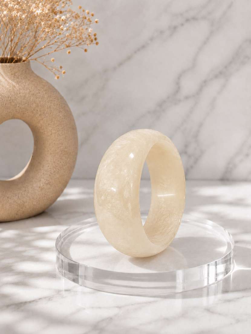 women set of 2 resin bangles - 22614914 -  Standard Image - 2