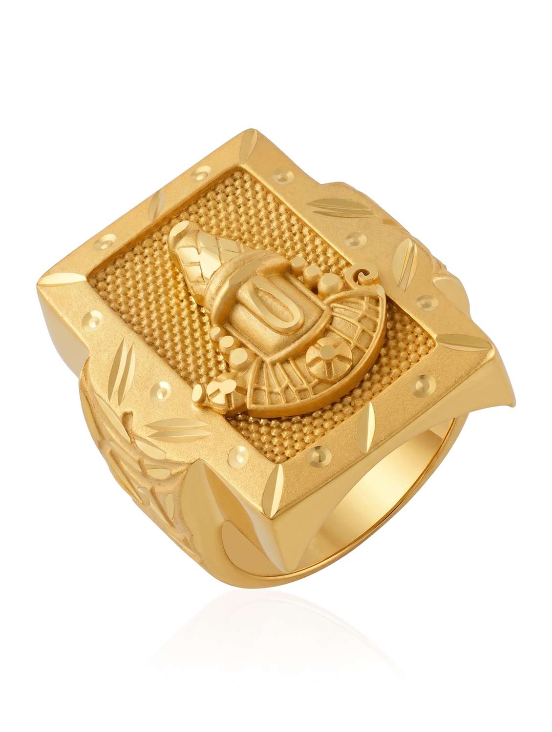 men gold brass finger ring with closed loop closure - 22615212 -  Standard Image - 2