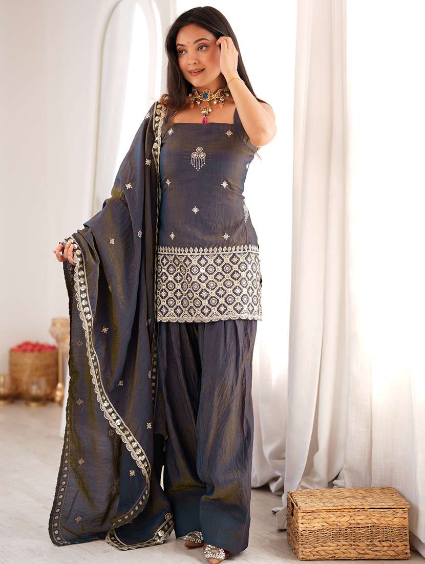 women embroidered sleeveless kurta salwar set with dupatta - 22615480 -  Standard Image - 2