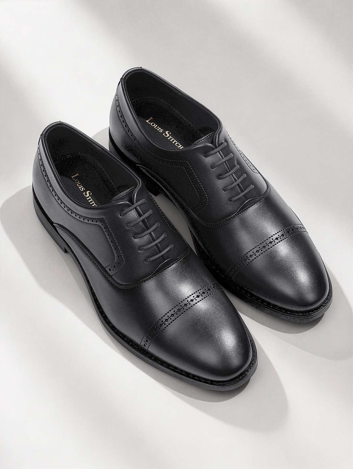 men textured lace up oxford shoes