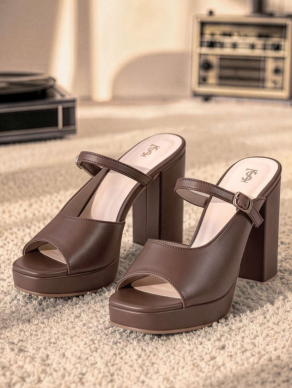 women solid slip on sandal