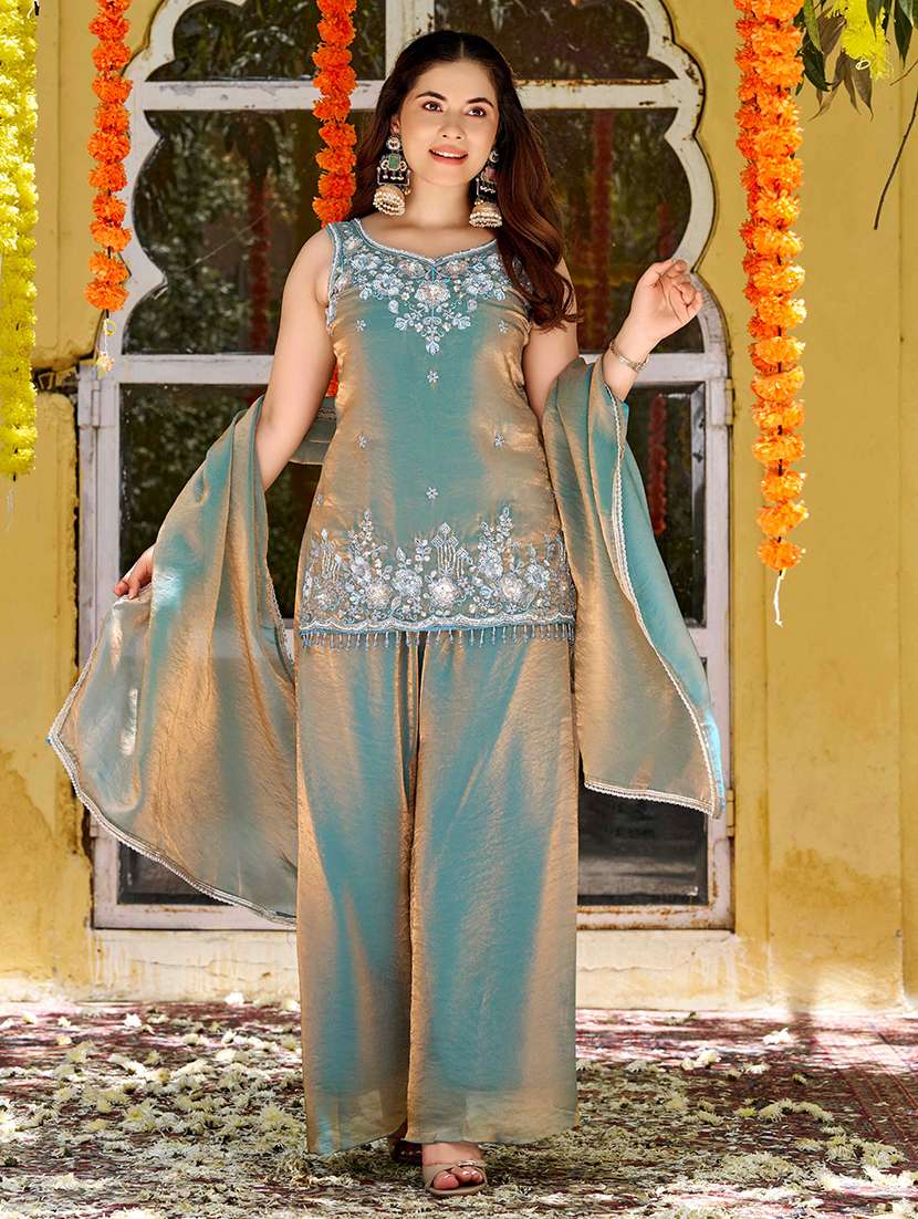 women embroidered sleeveless kurta palazzo set with dupatta