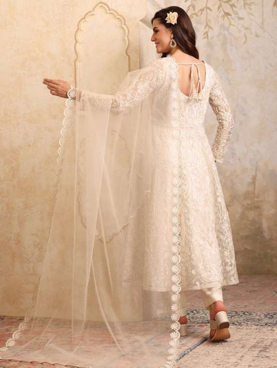 women embroidered three quarter sleeves kurta pant set with dupatta - 22616691 -  Standard Image - 2