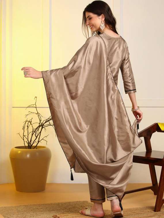 Women Embroidered Three Quarter Sleeves Kurta Pant Set With Dupatta - 22616709 -  Standard Image - 2