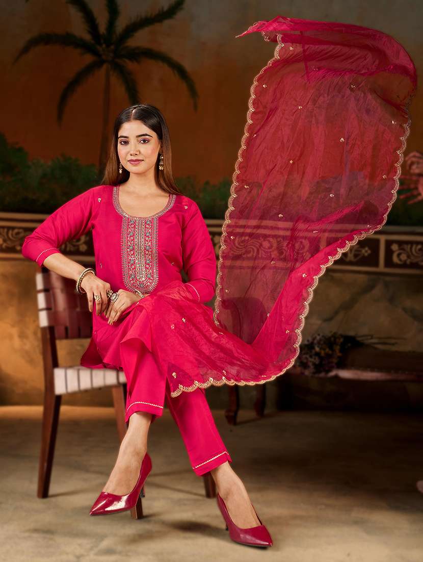 Women Embroidered Three Quarter Sleeves Kurta Pant Set With Dupatta - 22618825 -  Standard Image - 2