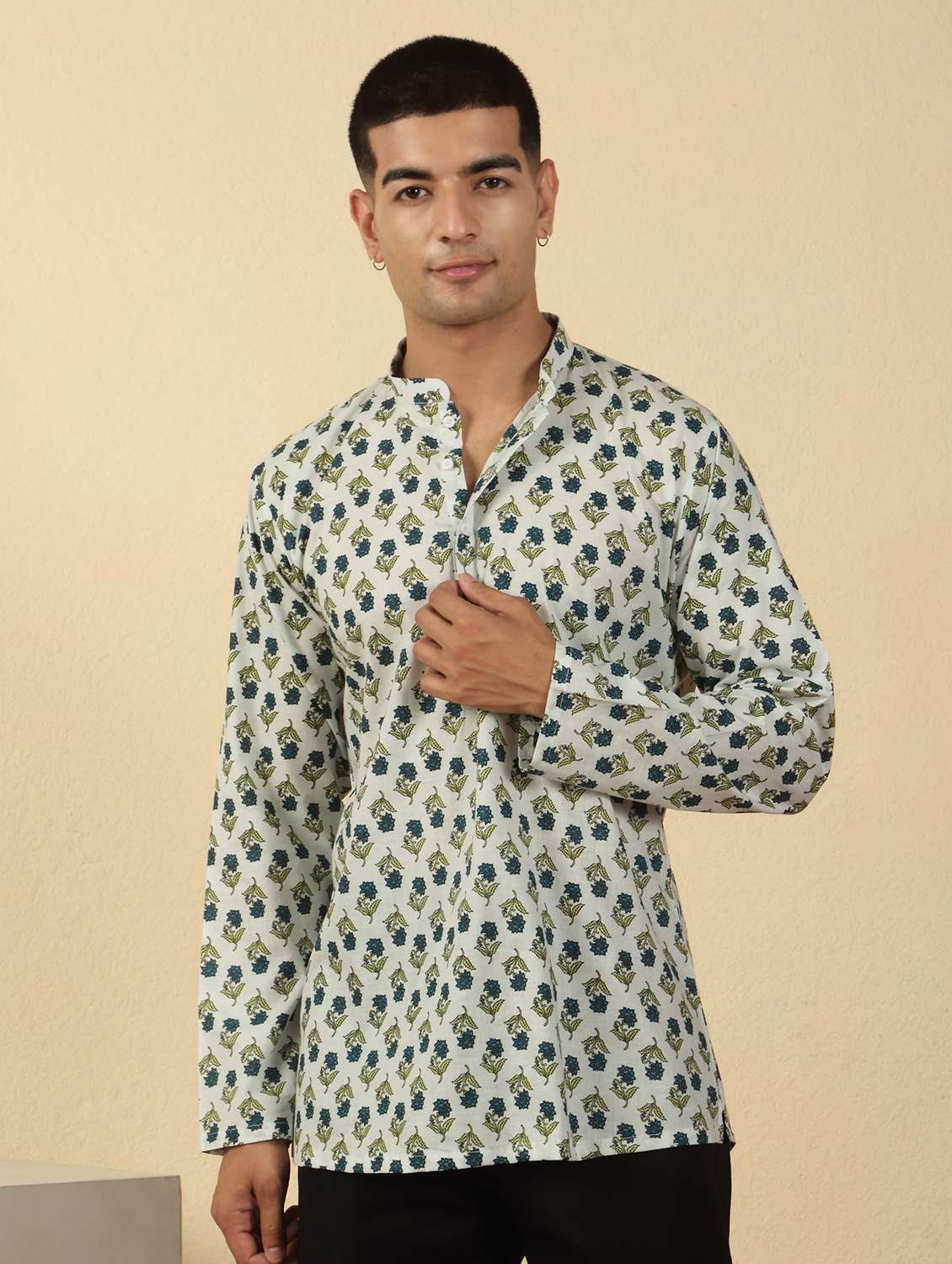 men printed mandarin neck short kurta - 22619200 -  Standard Image - 2