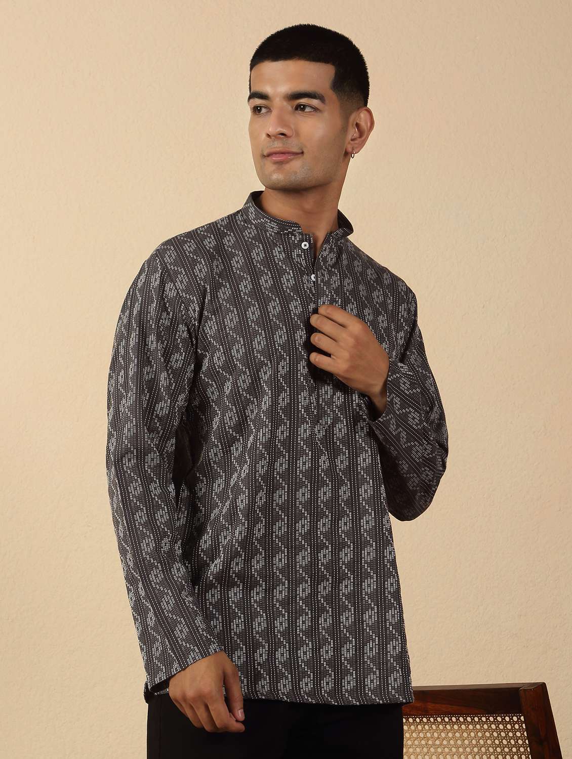 men printed mandarin neck short kurta - 22619204 -  Standard Image - 2