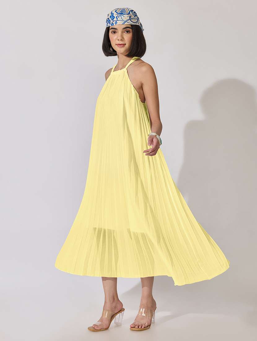 women solid halter neck shift dress
