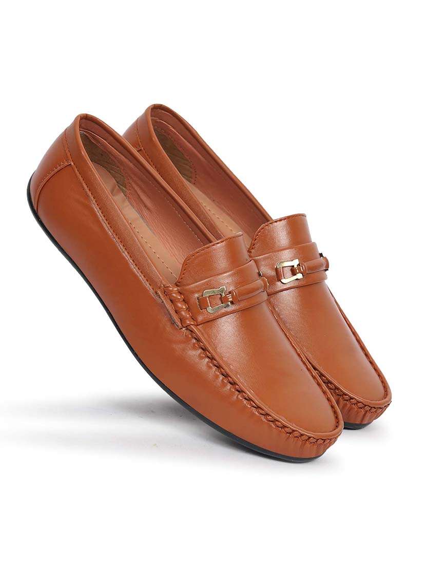 men solid slip on loafer - 22624733 -  Standard Image - 2