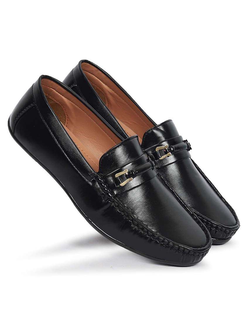 men solid slip on loafer - 22624734 -  Standard Image - 2