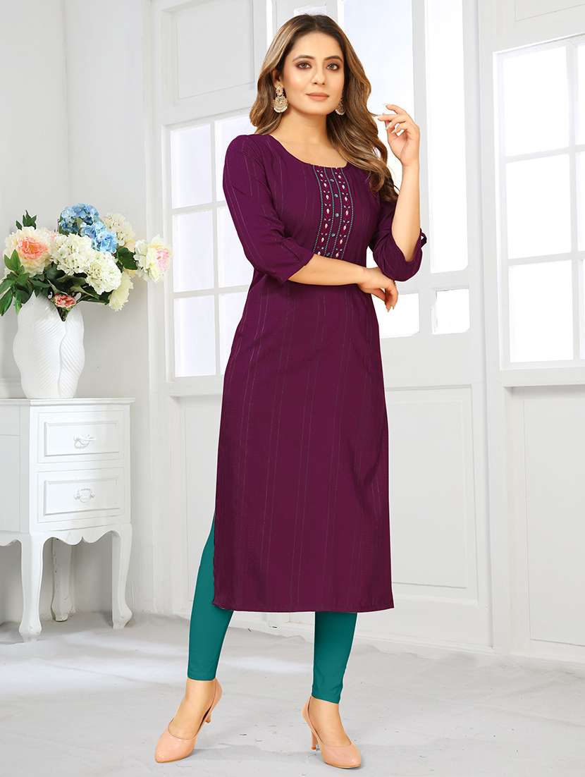 women self design three quarter sleeves straight kurta