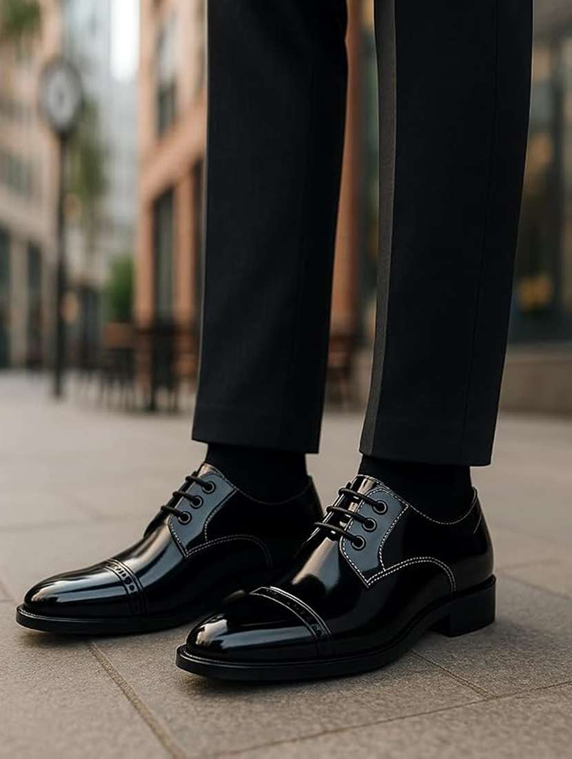men solid lace up derby shoes
