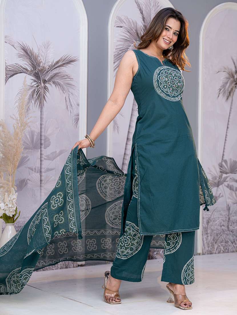 women printed sleeveless kurta pant set with dupatta - 22625683 -  Standard Image - 2