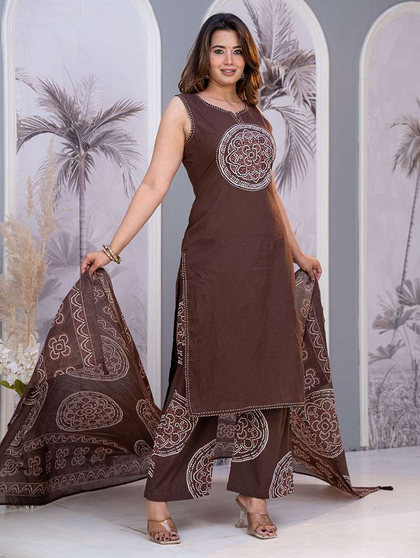 Women Printed Sleeveless Kurta Pant Set With Dupatta - 22625686 -  Standard Image - 2