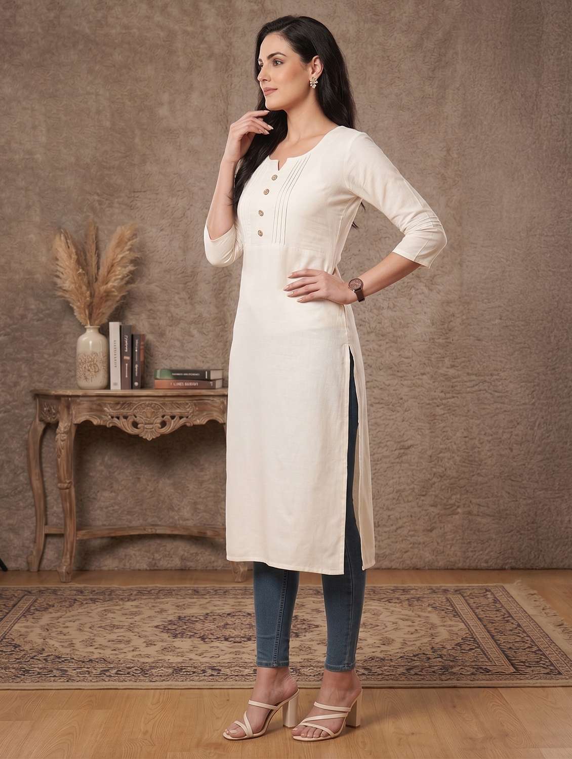 women solid three quarter sleeve straight kurta - 22625689 -  Standard Image - 2