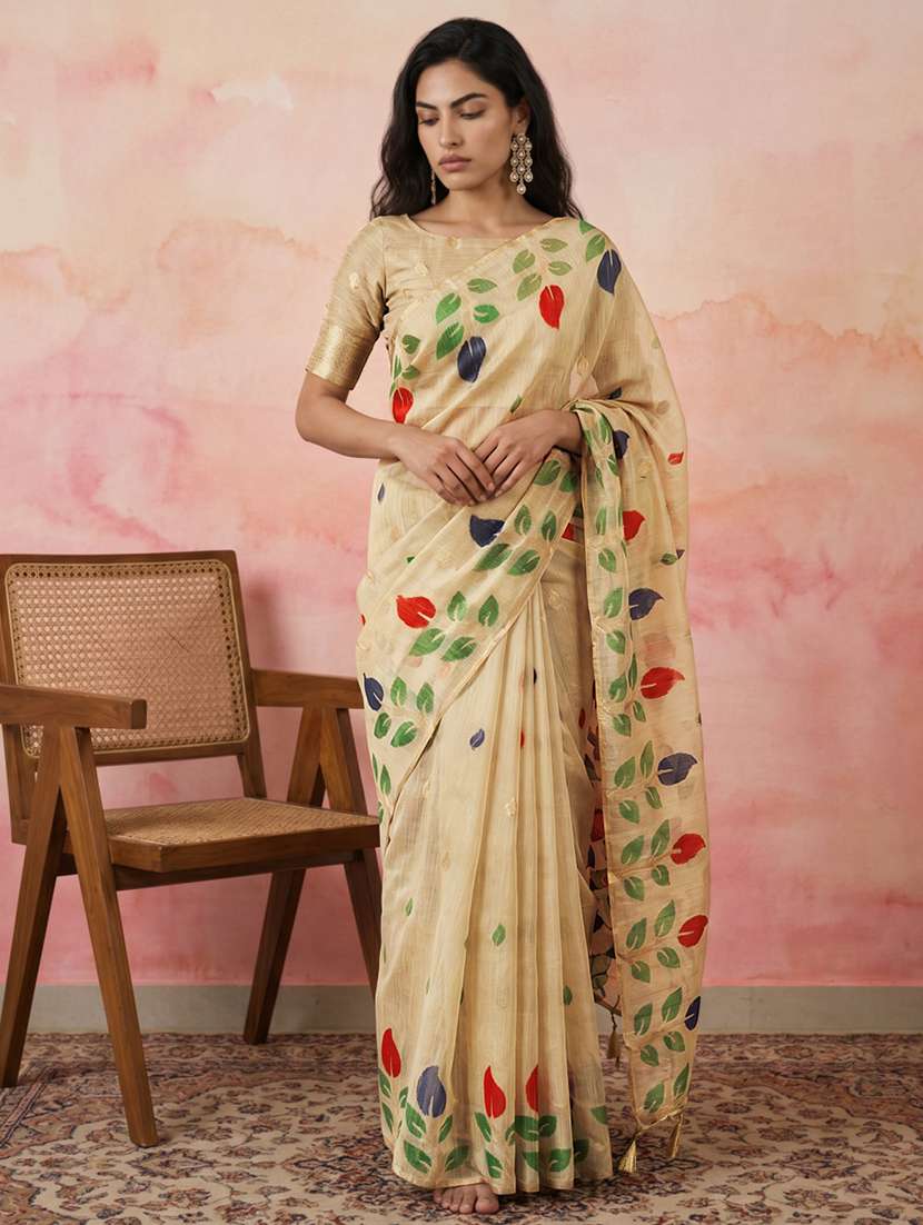women printed casual wear saree with blouse