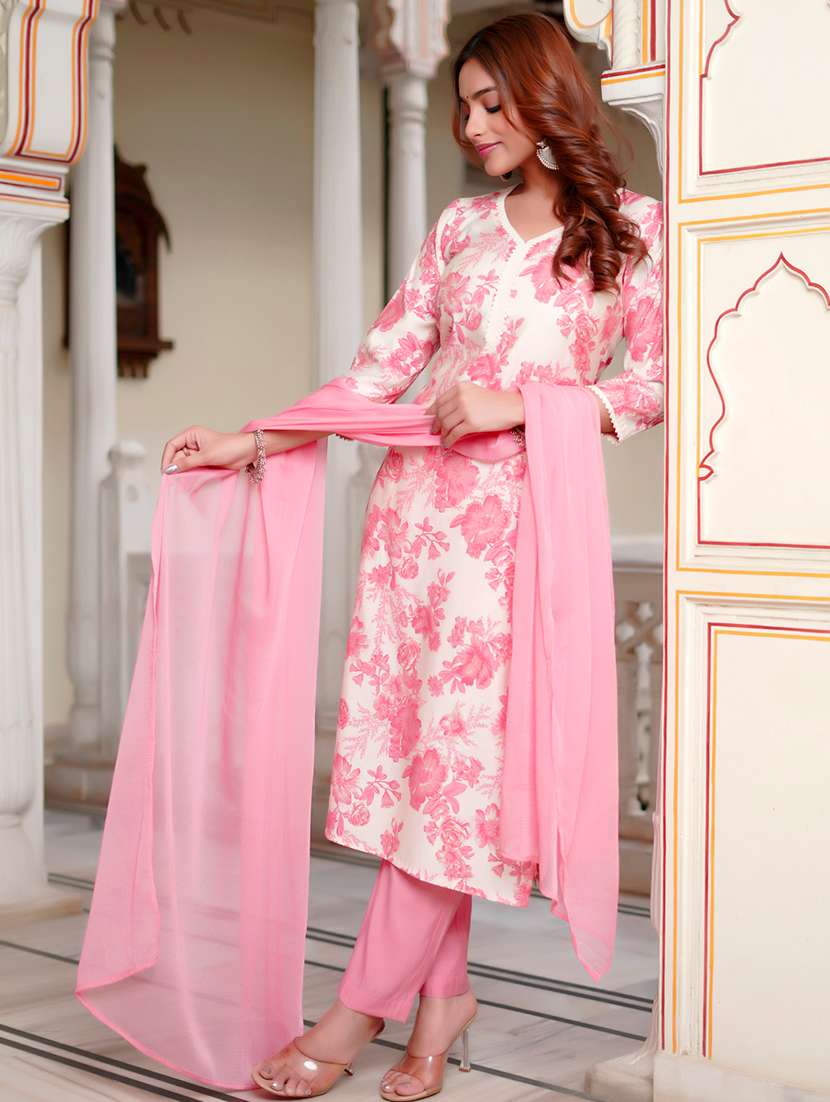 Women Printed Three Quarter Sleeves Kurta Pant Set With Dupatta - 22627109 -  Standard Image - 2
