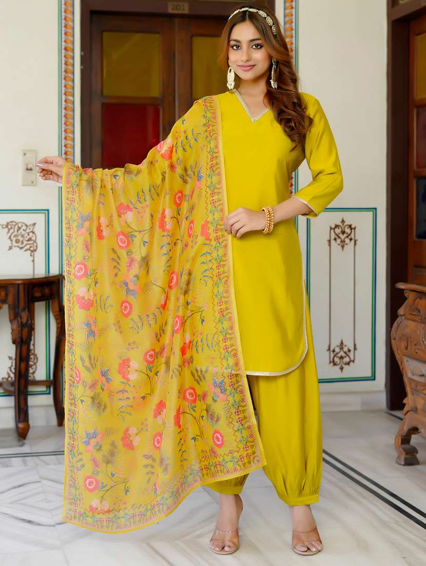 women solid three quarter sleeves kurta salwar set with dupatta