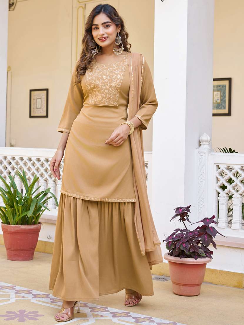 Women Embroidered Three Quarter Sleeves Kurta Sharara Set With Dupatta - 22627117 -  Standard Image - 2