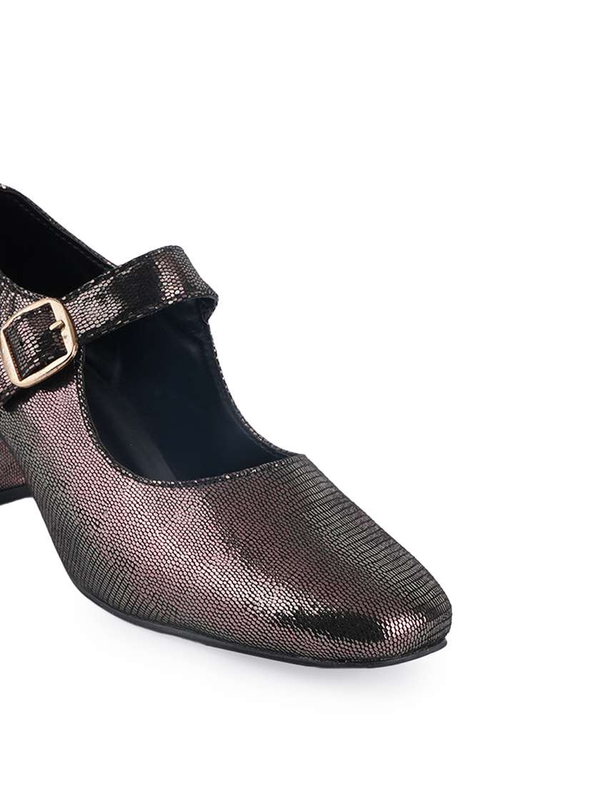 Women Textured Ankle Strap Sandal - 22627589 -  Standard Image - 2