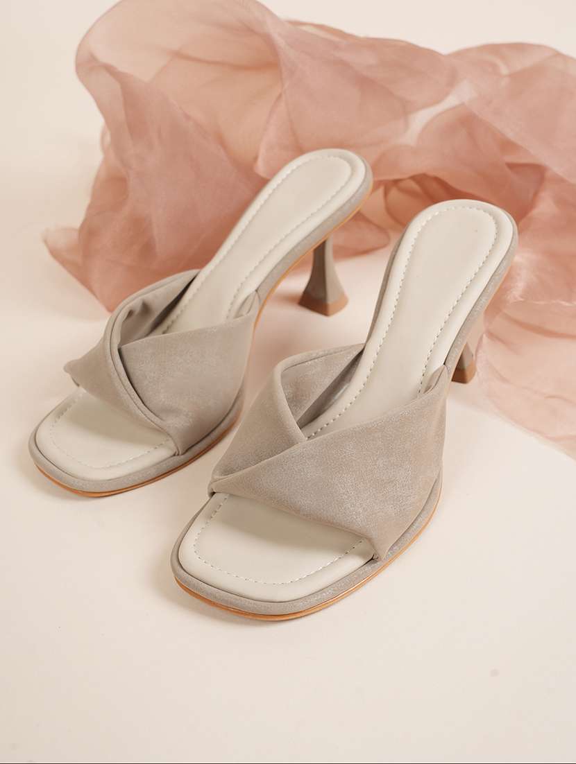 women solid slip on sandal