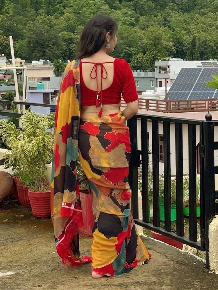 Women Pack Of 2 Printed Combo Saree With Blouse - 22627655 -  Standard Image - 2
