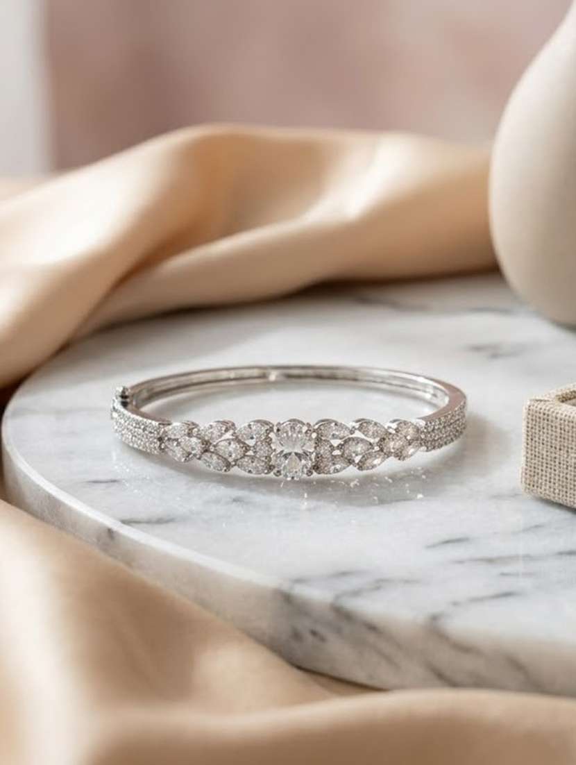 women white rhodium bracelet