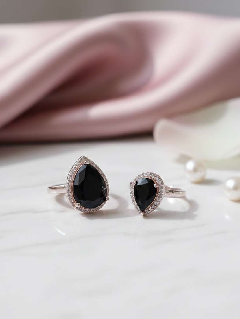 women royal plum crystal ring in rose gold