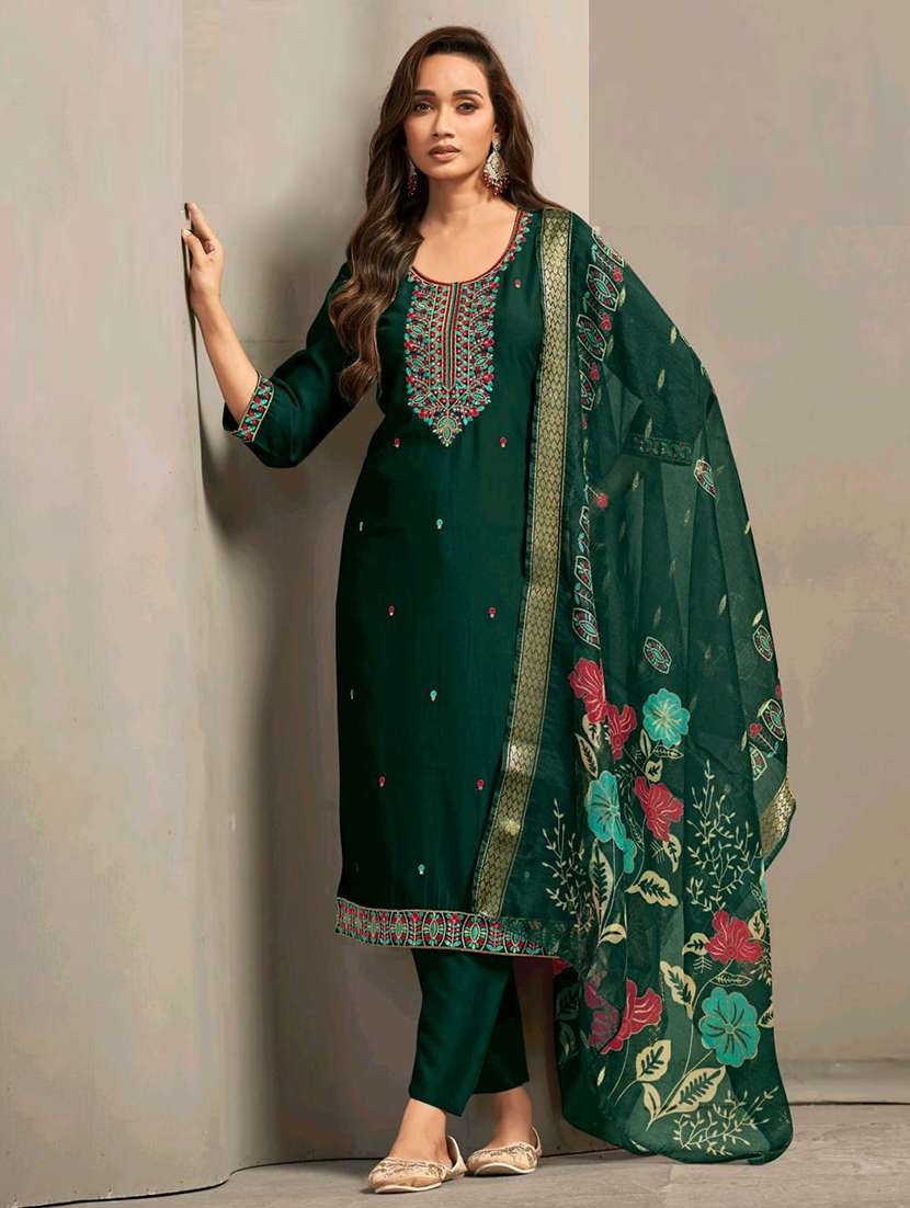 women embroidered three quarter sleeve kurta pant with dupatta set