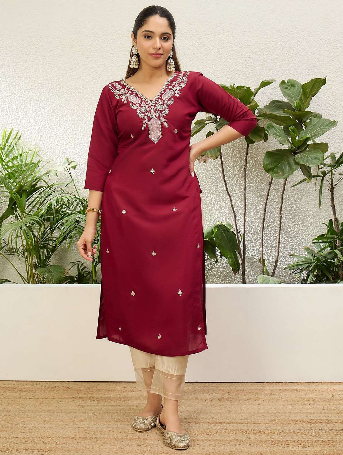 women solid with work three quarter sleeve straight kurta