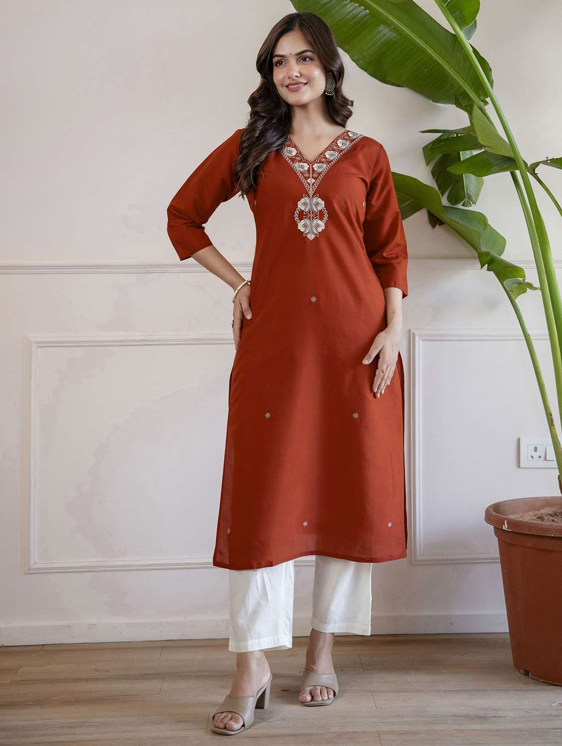 women solid with work three quarter sleeve straight kurta