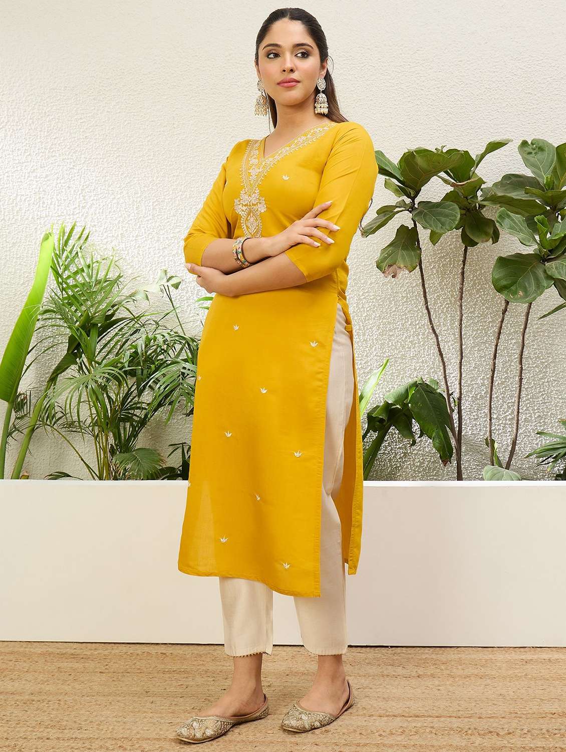 women solid with work three quarter sleeve straight kurta - 22639753 -  Standard Image - 2