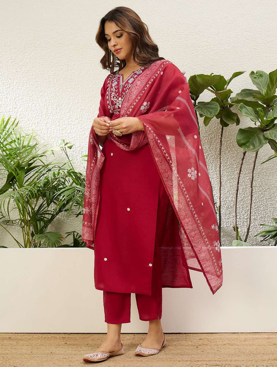 Women Embroidered Three Quarter Sleeves Kurta Pant Set With Dupatta - 22639772 -  Standard Image - 2