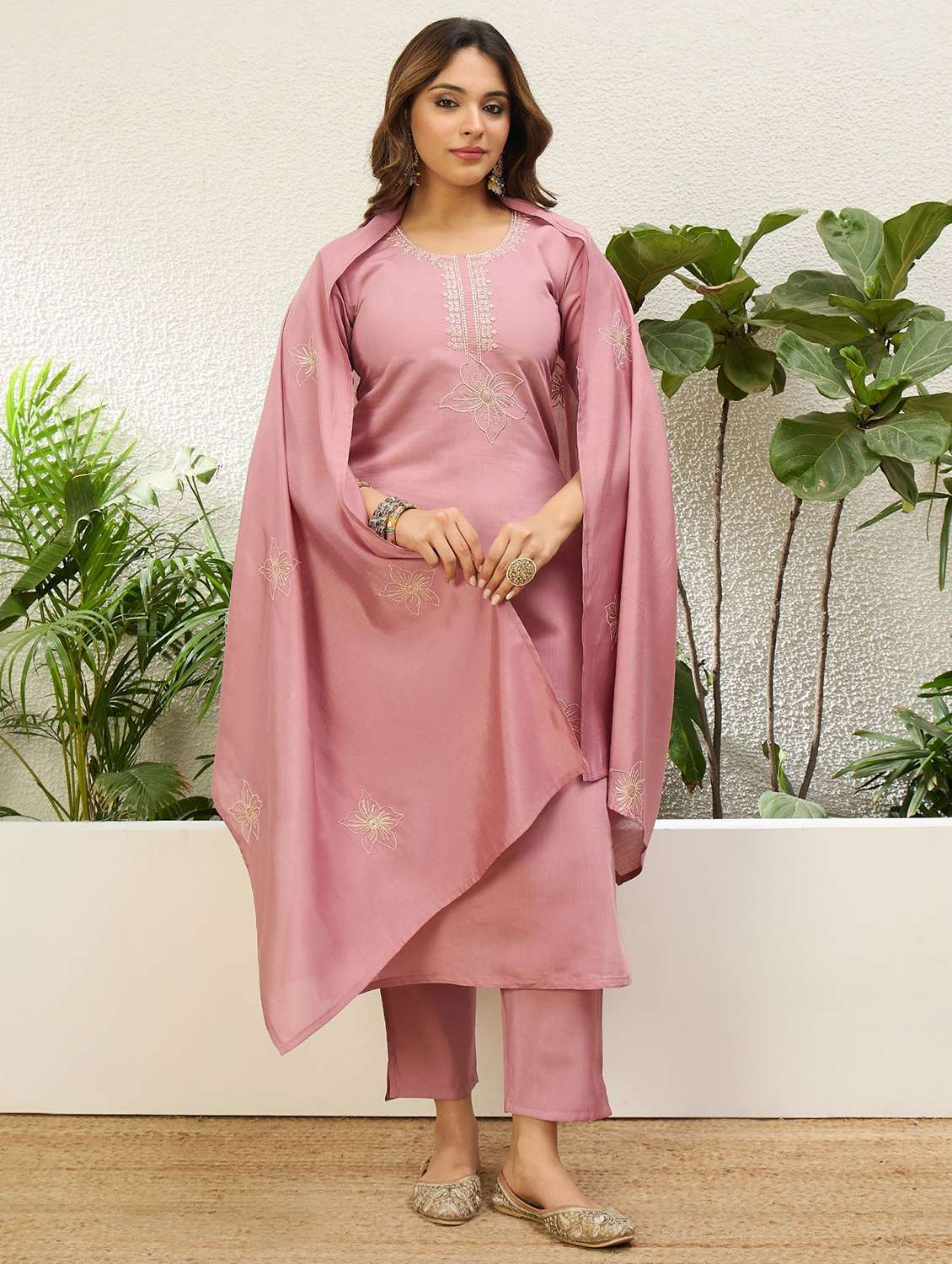 Women Embroidered Three Quarter Sleeves Kurta Pant Set With Dupatta - 22639819 -  Standard Image - 2