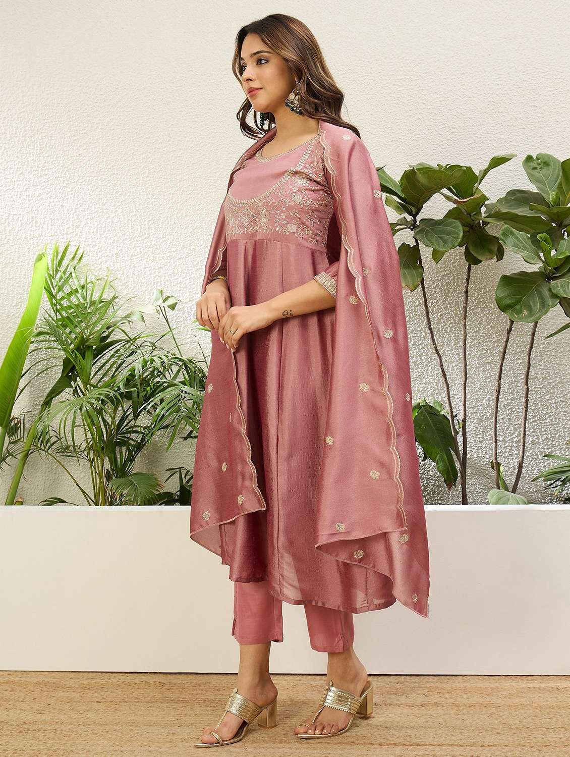 women embroidered three quarter sleeves kurta pant set with dupatta - 22639820 -  Standard Image - 2
