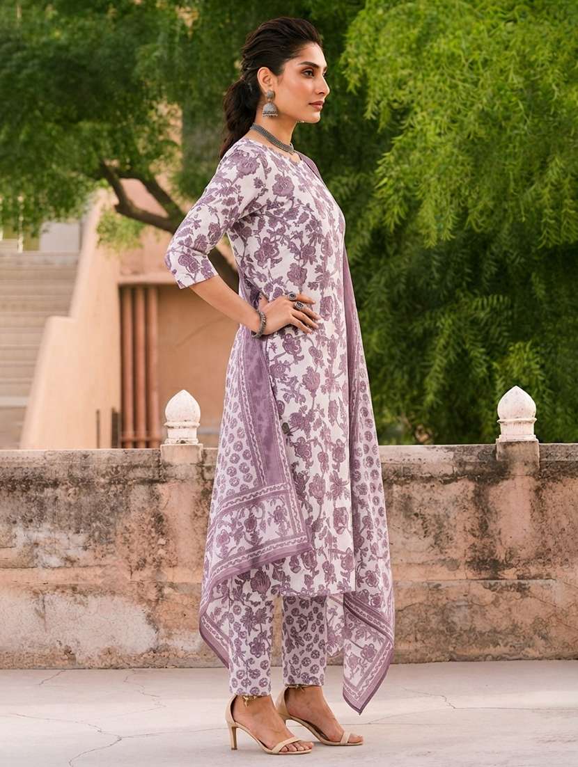Women Printed Three Quarter Sleeve Kurta Pant With Dupatta Set - 22640324 -  Standard Image - 2