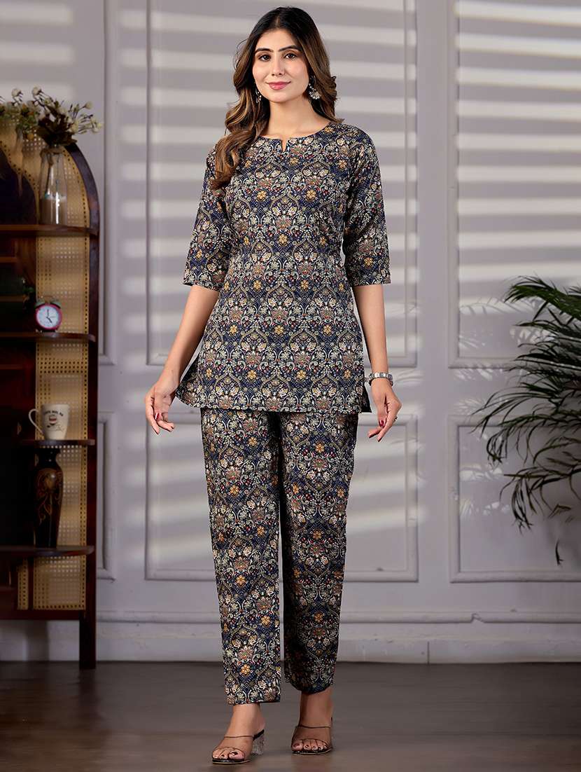 women printed three quarter sleeves ethnic co-ord set - 22640381 -  Standard Image - 2