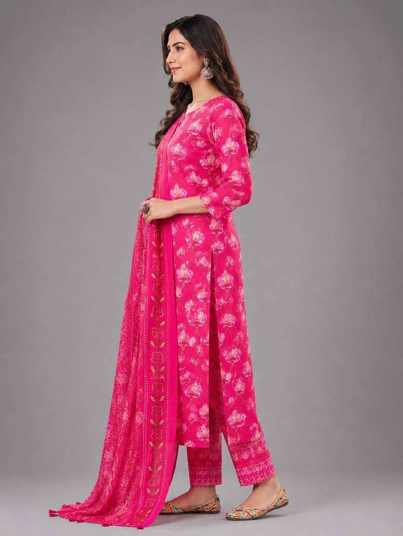 Women Floral Three Quarter Sleeve Kurta Pant With Dupatta Set - 22658444 -  Standard Image - 2