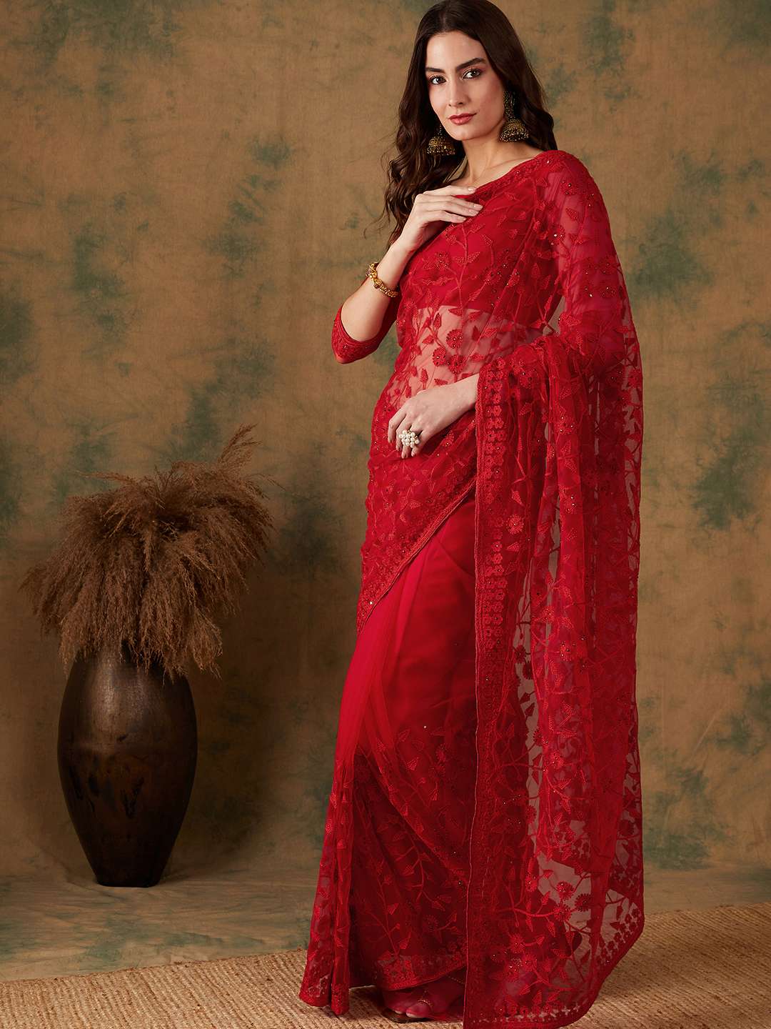 Women Solid With Work Embroidered Saree With Blouse - 22660440 -  Standard Image - 2